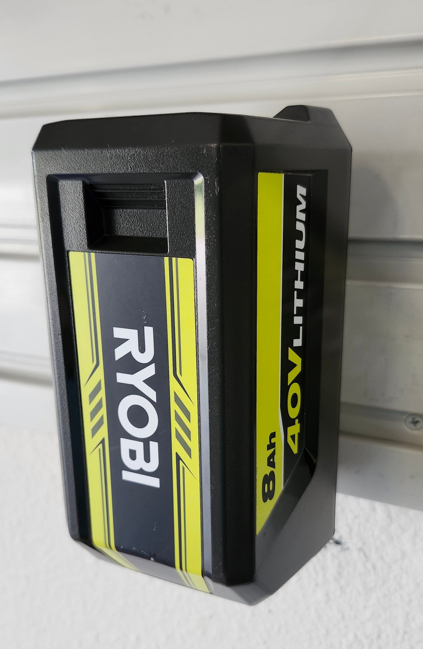 Gladiator Geartrack Mount Ryobi 40V Batteries