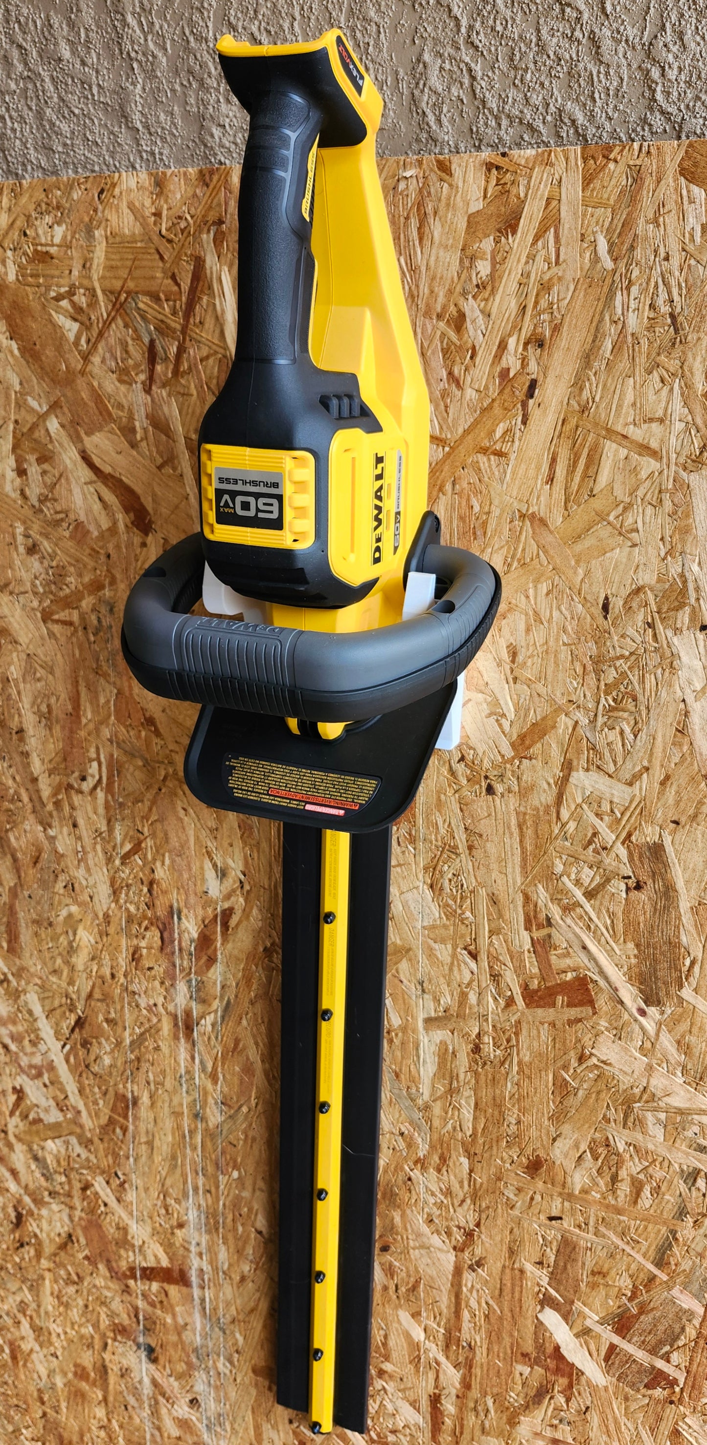 Dewalt (DCHT870) Hedge Trimmer Mount