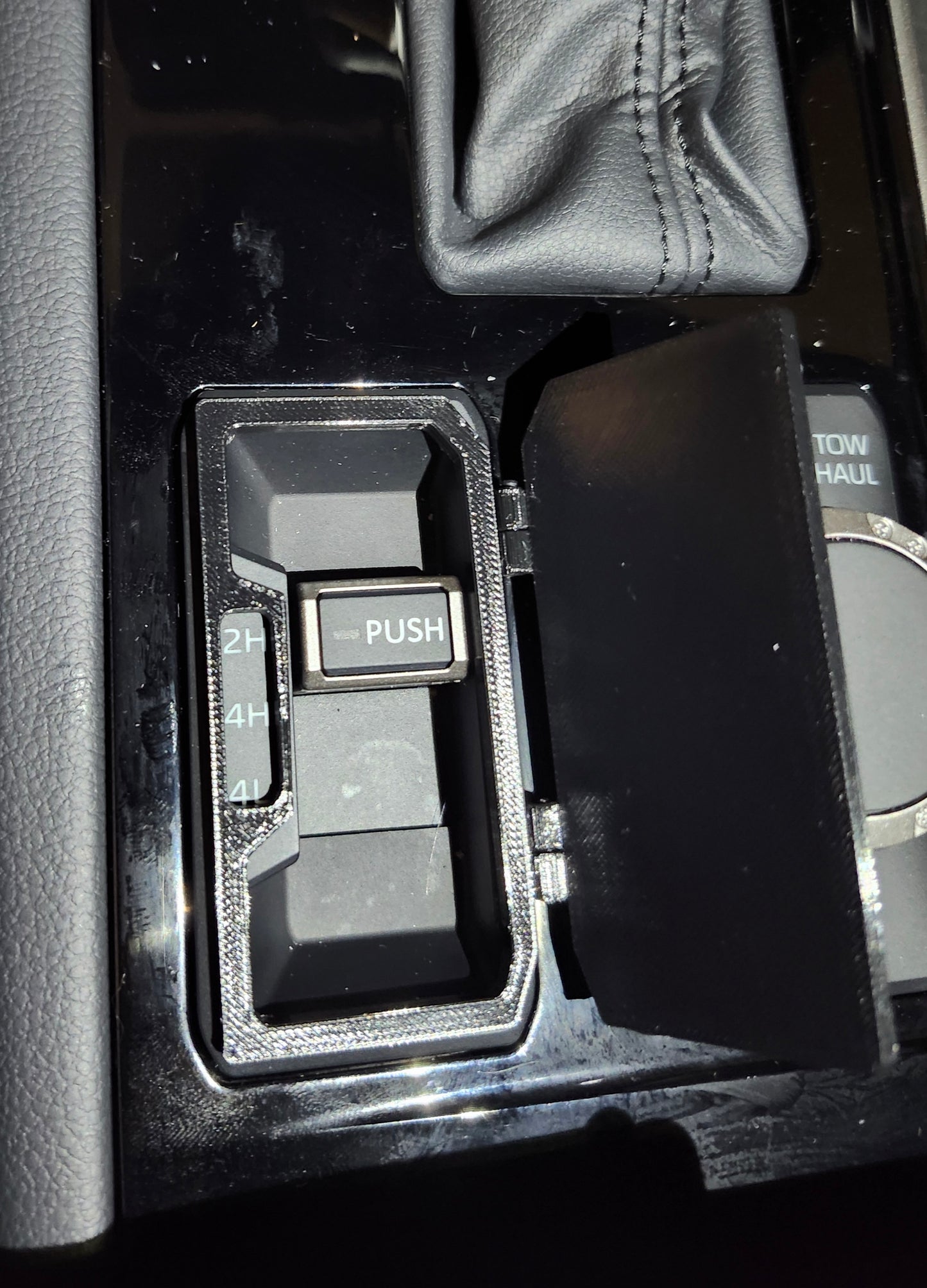 Tundra 4x4 Selector Cover