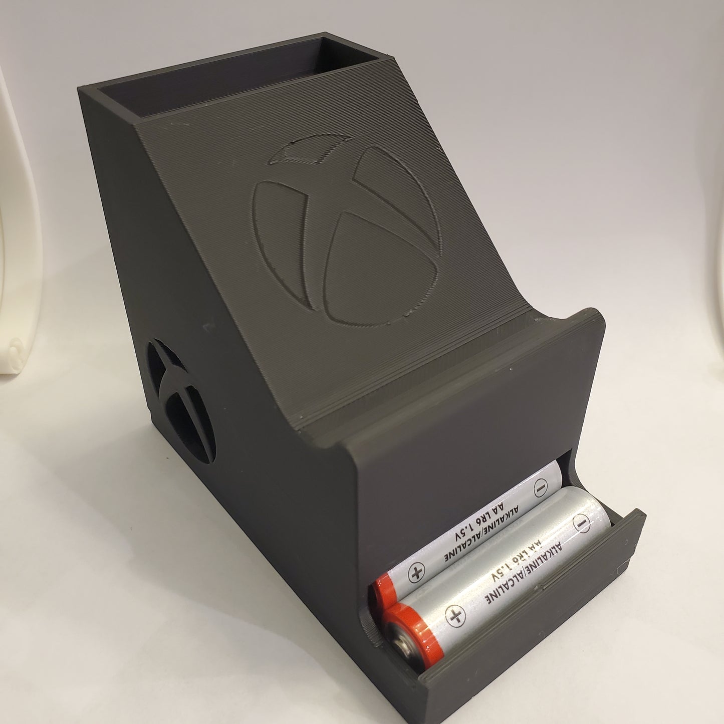Xbox One Controller Stand/Battery Holder