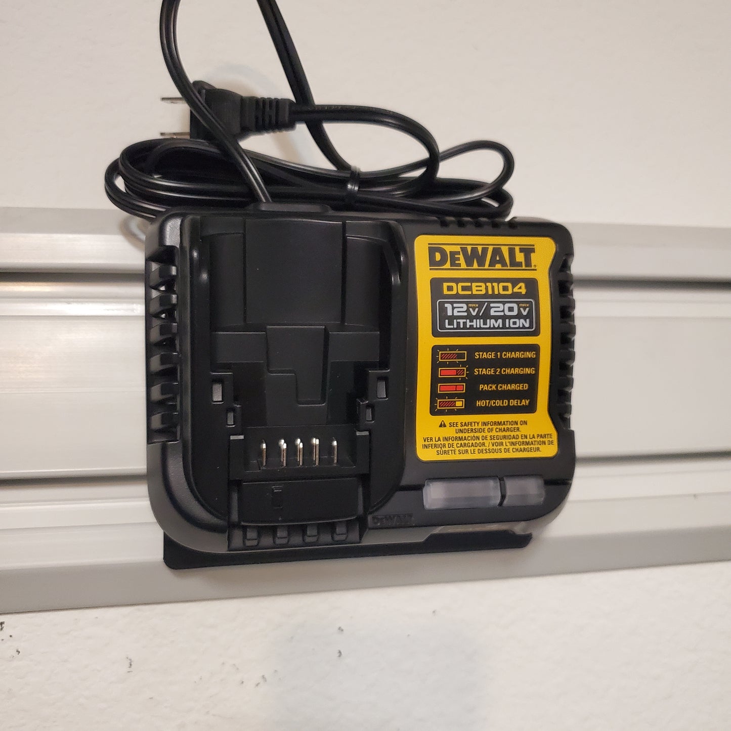 Dewalt 20v Battery Charger DCB107 to Gladiator Geartrack Mount